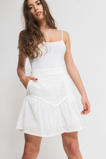 faded line white embroidered cotton short skirt front