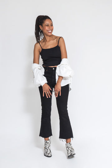 faded line black cropped top with straps with round neckline front